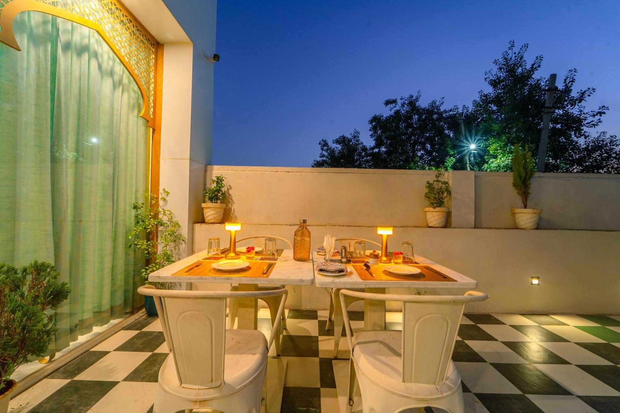 Hotel Hinduja Mehrangarh Fort Джодпур Екстериор снимка
